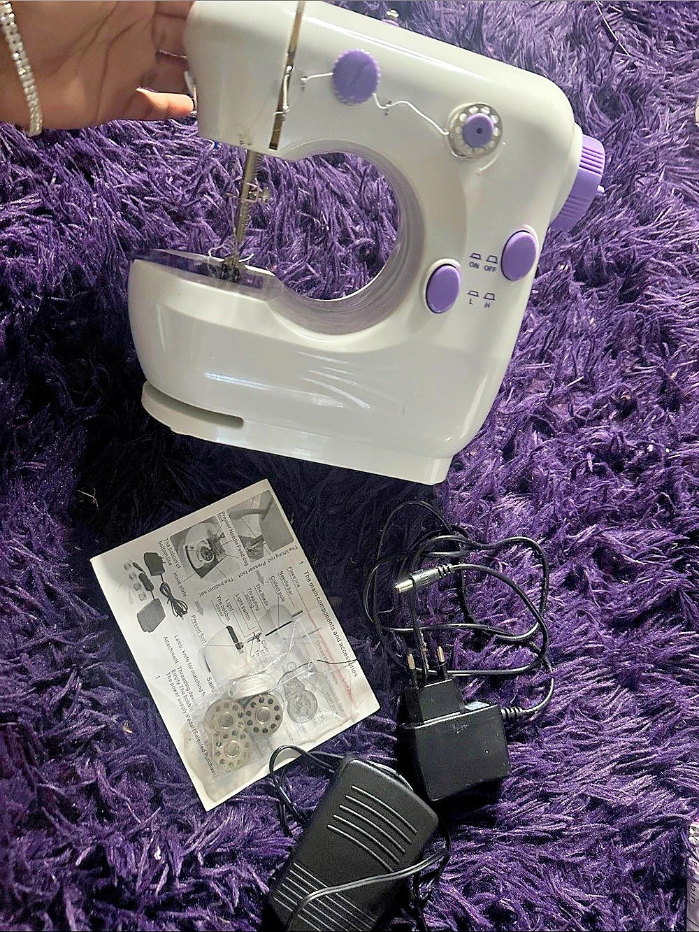 Sewing Machine JYSM-301 Mini White & Purple